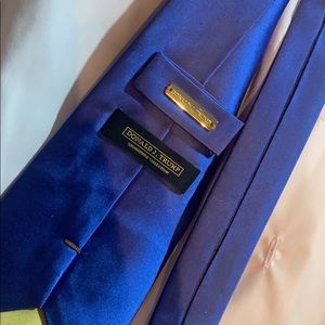 Donald J. Trump “Rookie“ necktie-royal blue